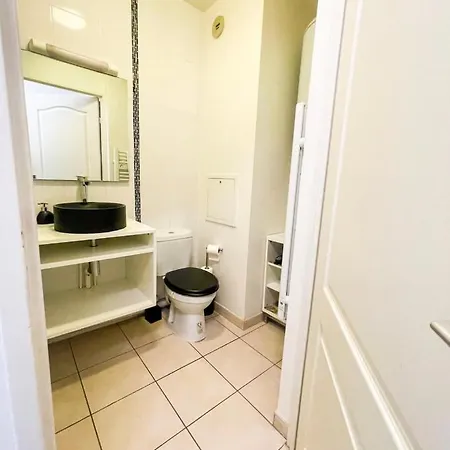 Appartement Romantique Avec Jacuzzi A Evry Lägenhet